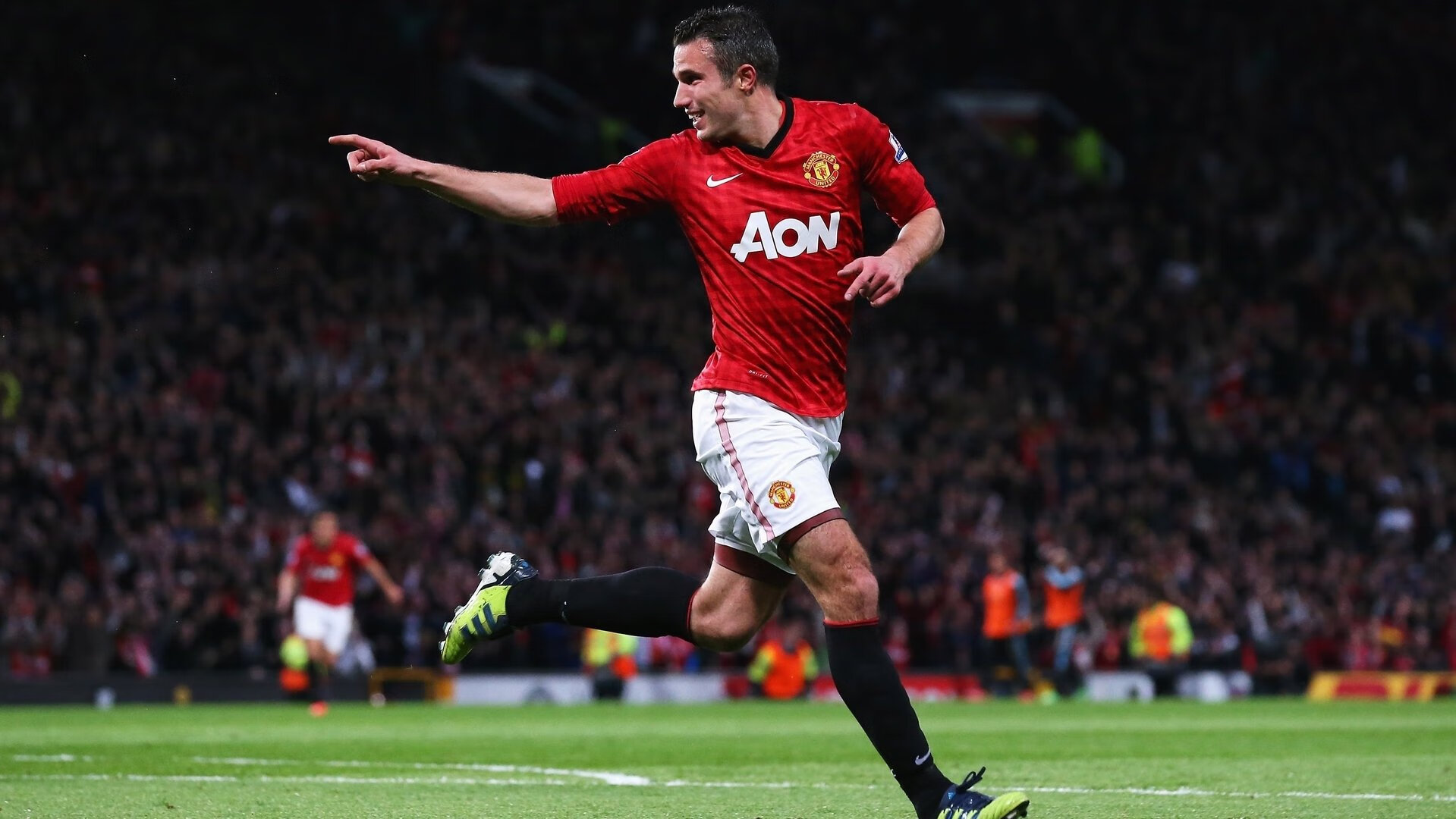 马赛主场强势连续制造破门机会,马赛首发